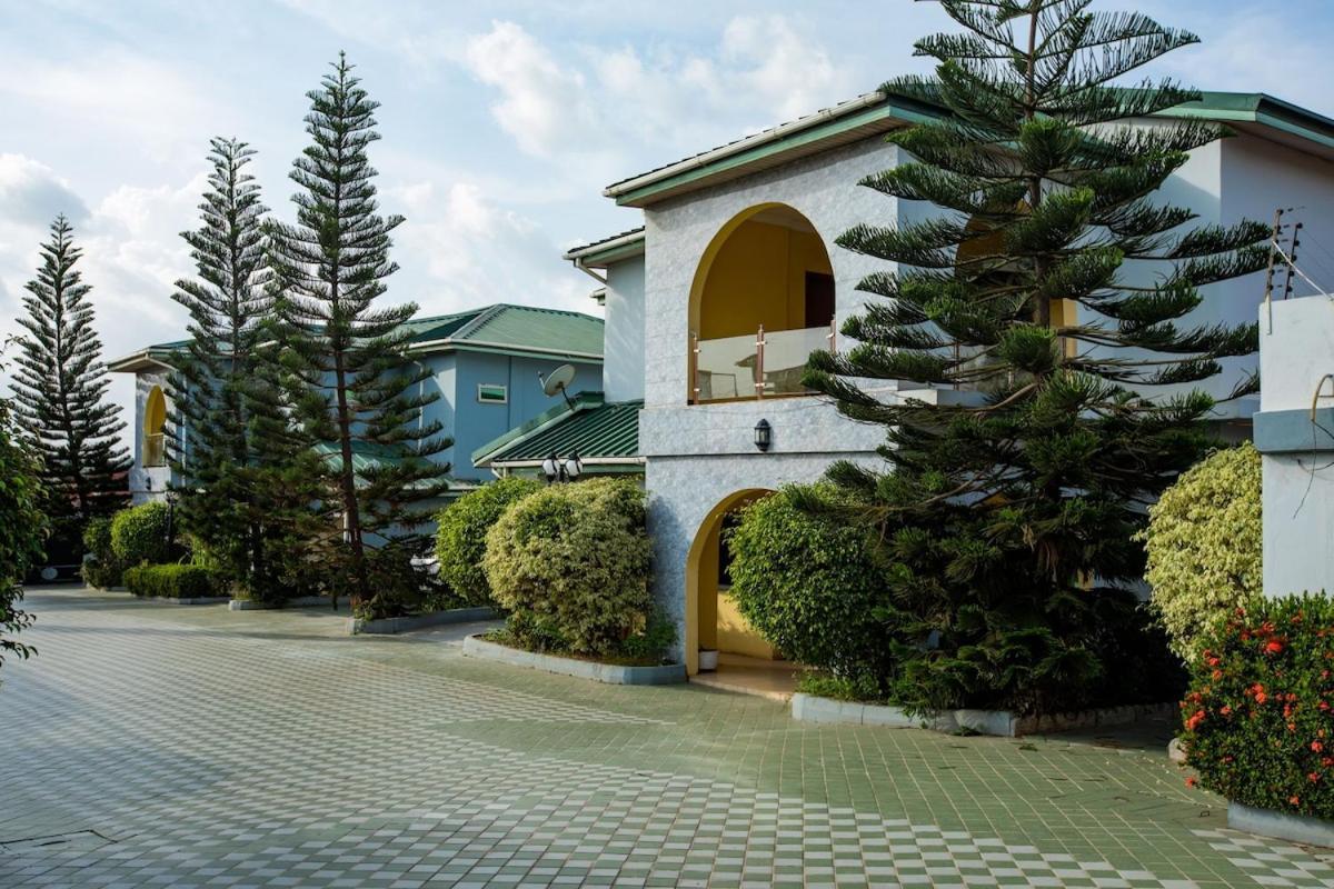 Takako Court Luxury Houses & Apartments, East Legon Akra Dış mekan fotoğraf